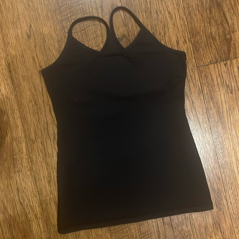 Lululemon top size 4